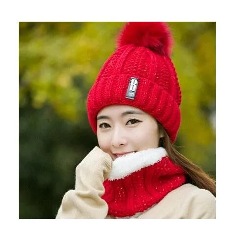 B Letter Outdoor Casual Warm Knitted Winter Beanie