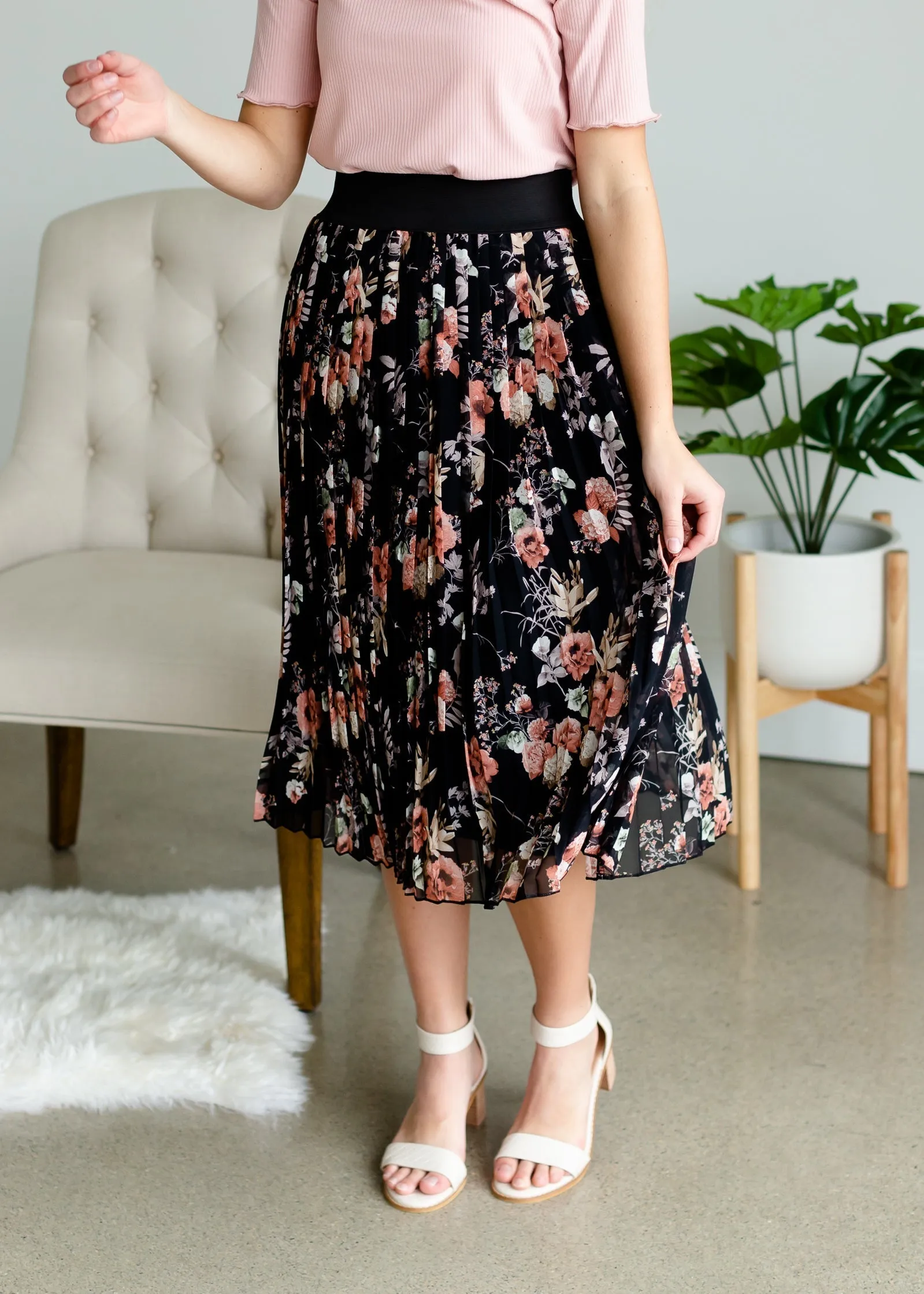 Black Floral Pleated Midi Skirt