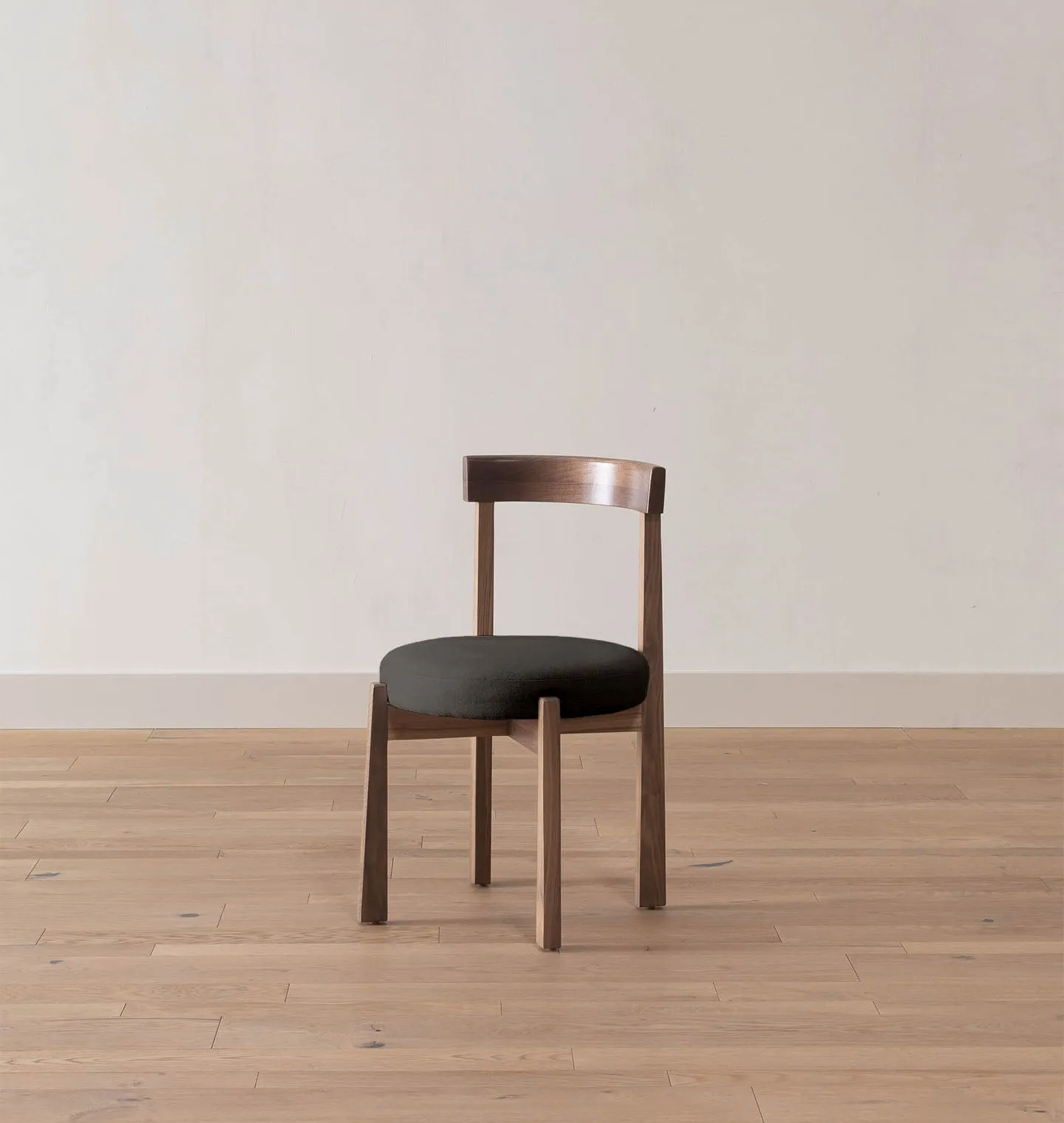 Cade Chair