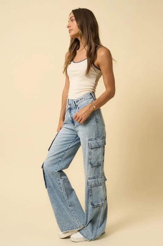 Crossover Relaxed Cargo Jeans