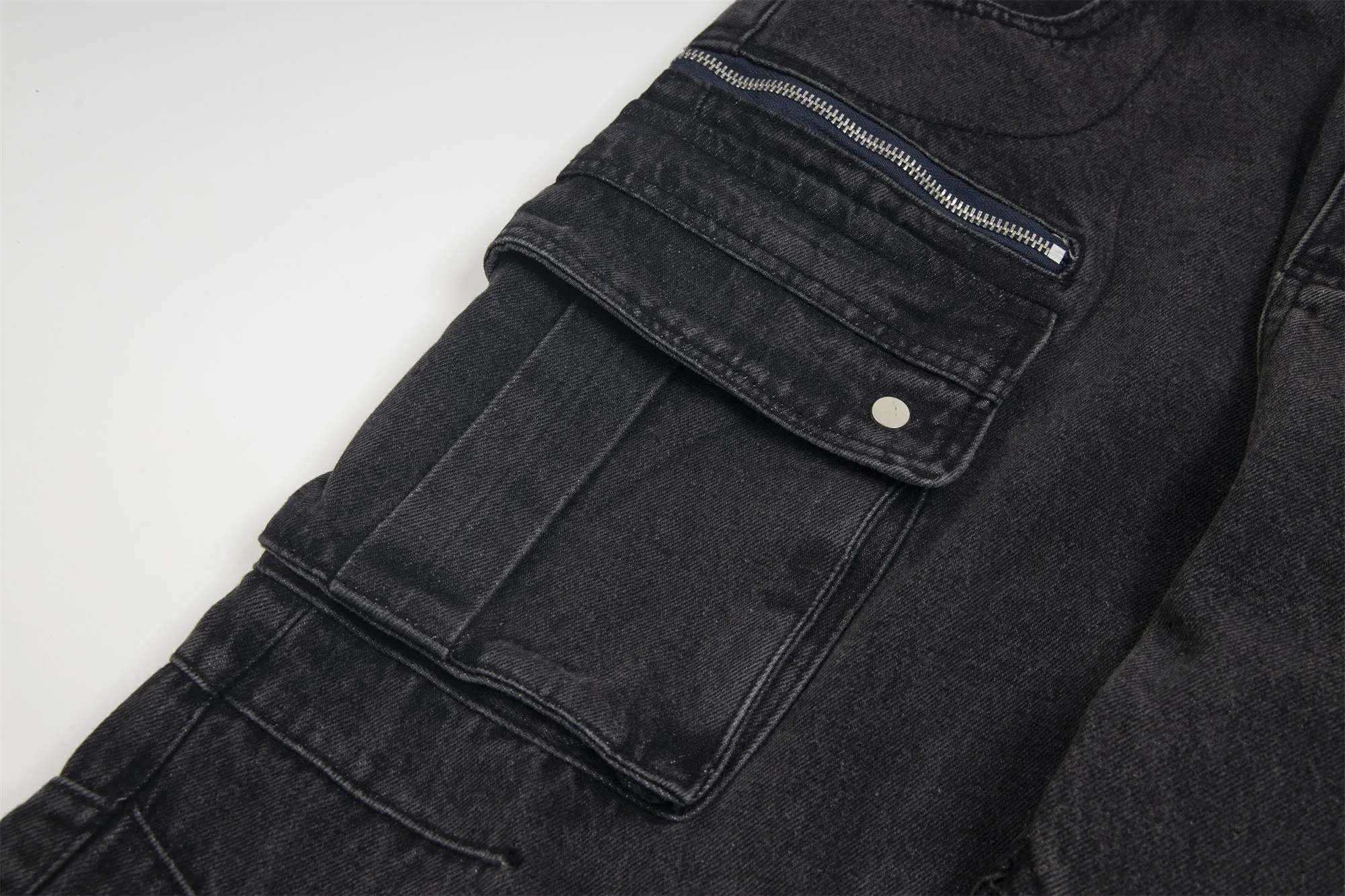 Faire Echo American Functional Multi-Pocket Jeans