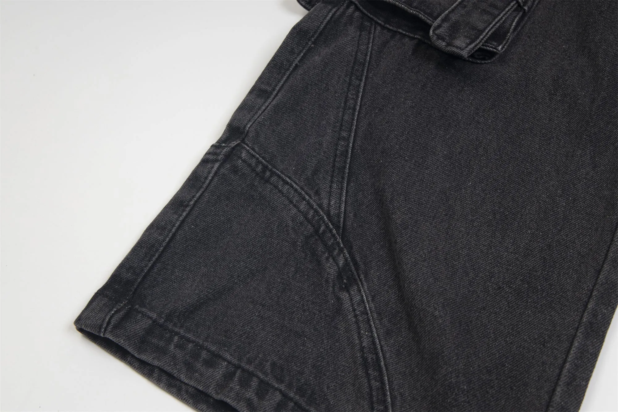 Faire Echo American Functional Multi-Pocket Jeans