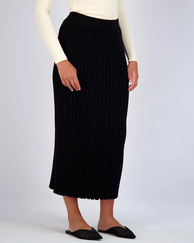 KNIT PLEATED SKIRT-BLACK