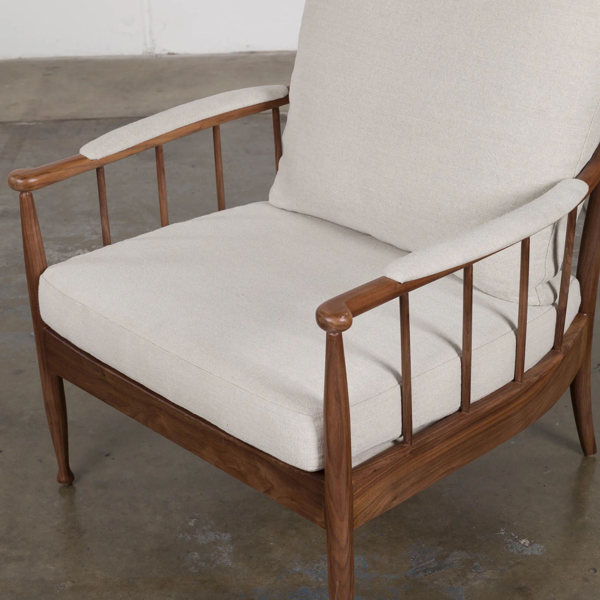 Lori Armchair