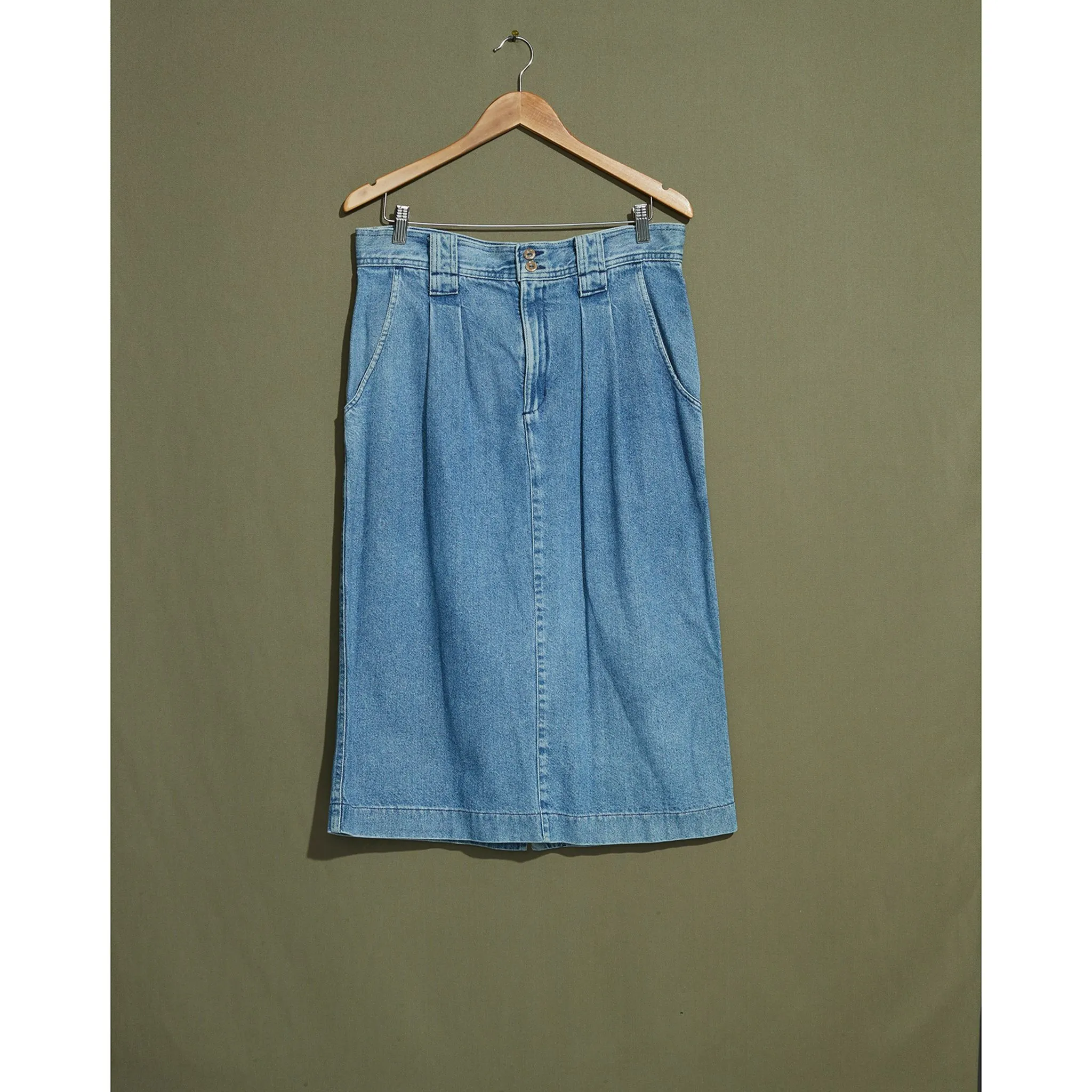 Made in USA, Pleated Denim Skirt - 33 x 30