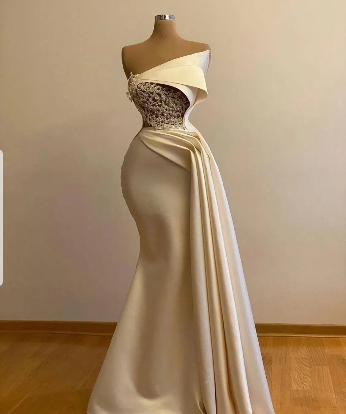 Off Shoulder Ivory Prom Dress With Cape Wedding Gown Bridal Dress Long Ivory Engagement Dress African Clothing For Women Prom Dress