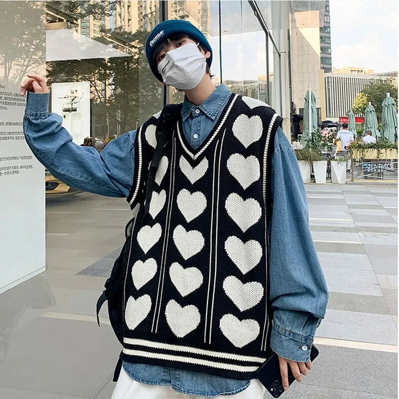 V-neck Sweater Vests Men Love Knitting Fashion Hipsters Hip-hop Streetwear Retro Jumpers Sleeveless Aesthetic Leisure Bf Couples