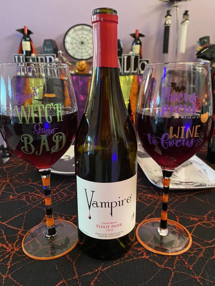 VAMPIRE® vs. DRACULA® TASTING SET